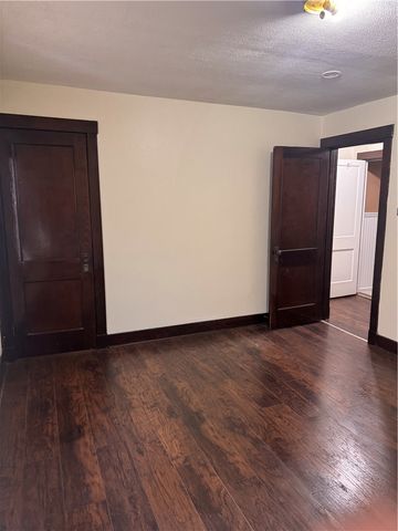 727 Maytide St, Baldwin Boro, PA 15227