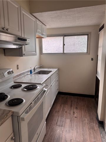 727 Maytide St, Baldwin Boro, PA 15227