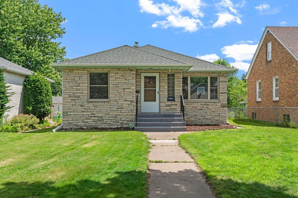 2623 Jefferson Street NE, Minneapolis, MN 55418