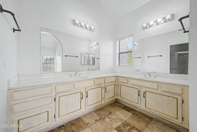 9705 E Mountain View -- 1001, Scottsdale, AZ 85258
