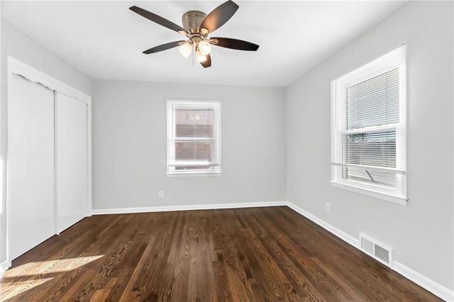 2601 S Hardy Avenue, Independence, MO 64052