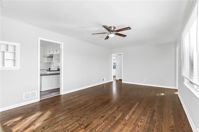 2601 S Hardy Avenue, Independence, MO 64052