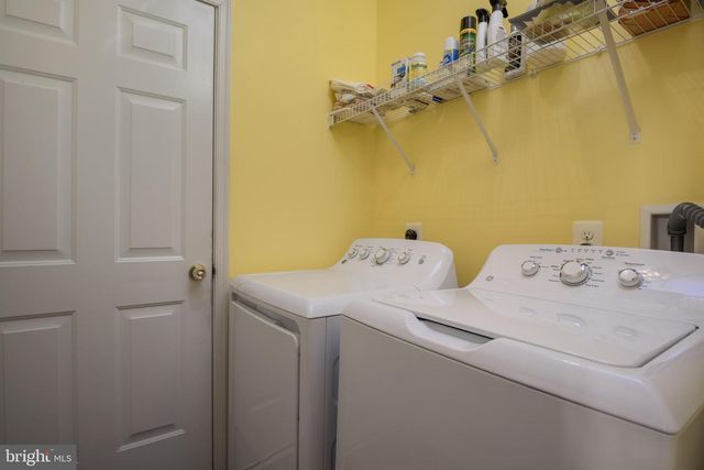 501 SANDPIPER LN, New Cumberland, PA 17070