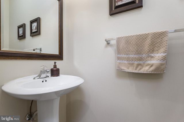 501 SANDPIPER LN, New Cumberland, PA 17070