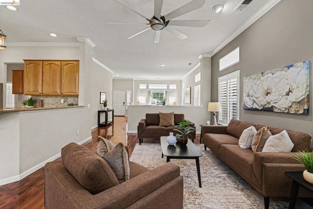 424 Gravenstein Ter, Brentwood, CA 94513