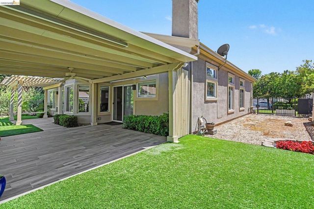 424 Gravenstein Ter, Brentwood, CA 94513