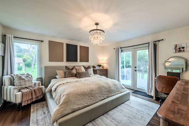 24065 Ascot Court, Naperville, IL 60564