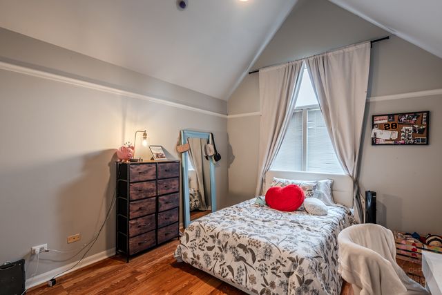 24065 Ascot Court, Naperville, IL 60564