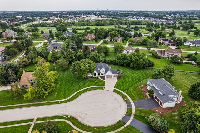 24065 Ascot Court, Naperville, IL 60564