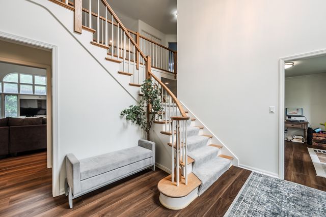 24065 Ascot Court, Naperville, IL 60564