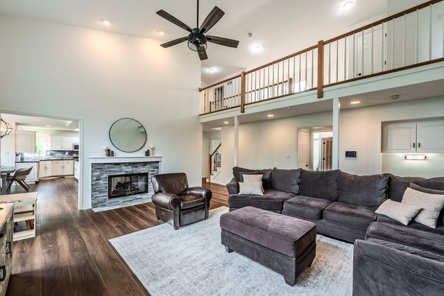 24065 Ascot Court, Naperville, IL 60564