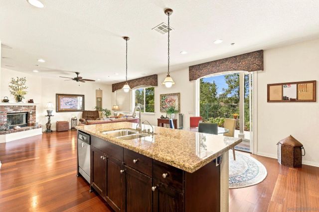 10353 Pinion Trail, Escondido, CA 92026