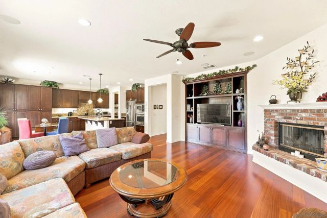 10353 Pinion Trail, Escondido, CA 92026
