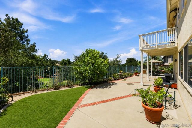 10353 Pinion Trail, Escondido, CA 92026