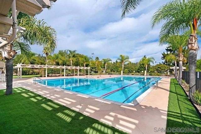 10353 Pinion Trail, Escondido, CA 92026