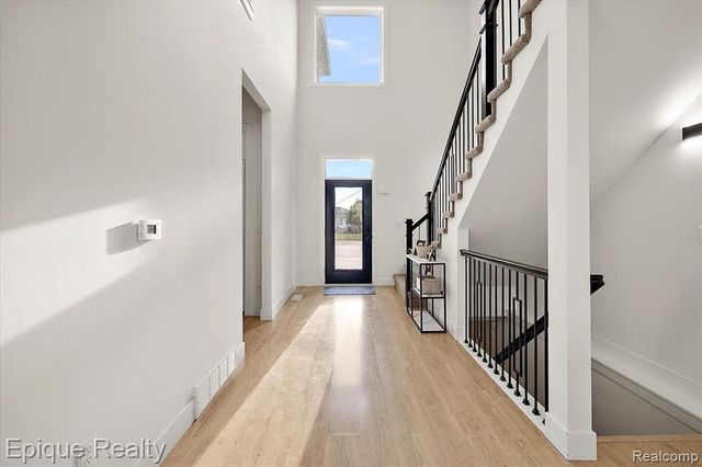 45951 Edgewater Street, Chesterfield, MI 48047