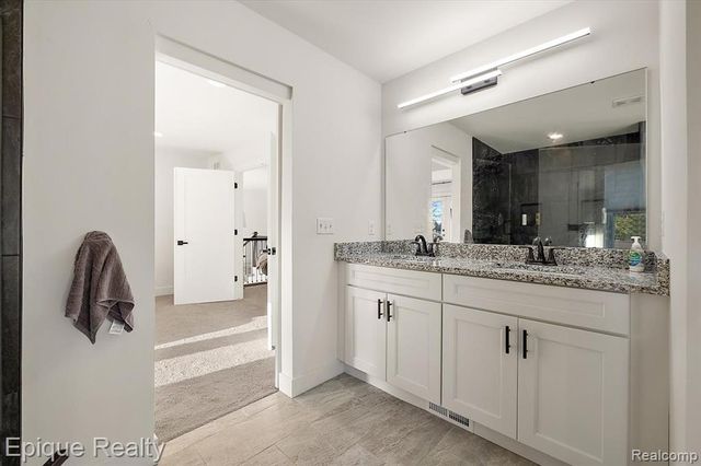 45951 Edgewater Street, Chesterfield, MI 48047