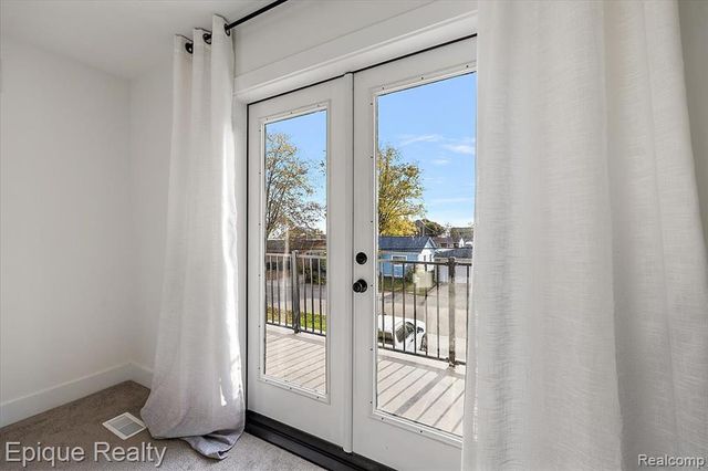 45951 Edgewater Street, Chesterfield, MI 48047