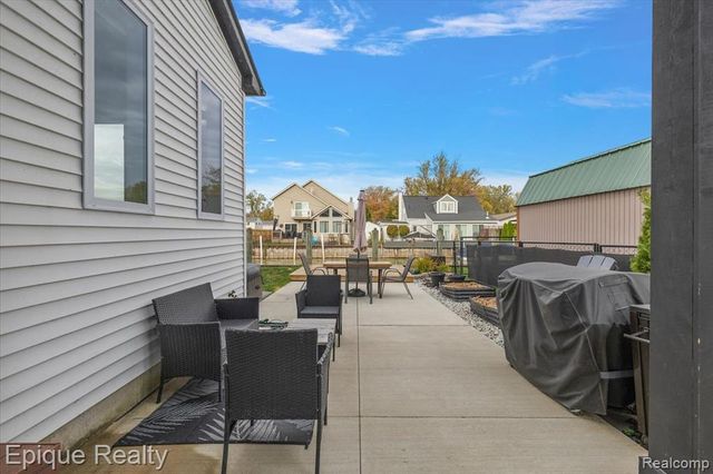 45951 Edgewater Street, Chesterfield, MI 48047