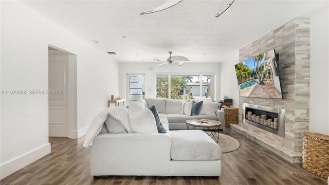 2037 Windward Dr, Lauderdale By The Sea, FL 33062