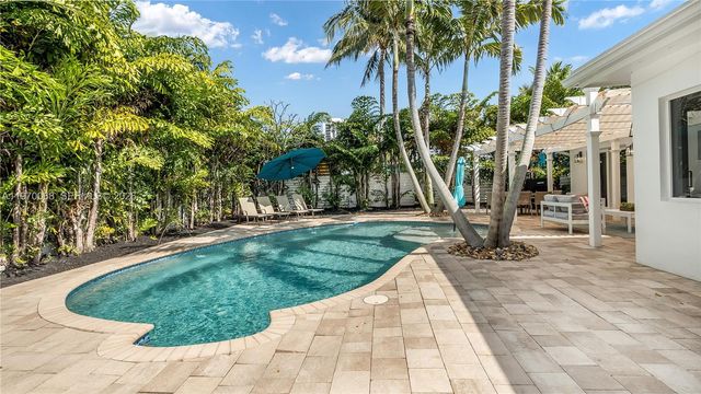 2037 Windward Dr, Lauderdale By The Sea, FL 33062