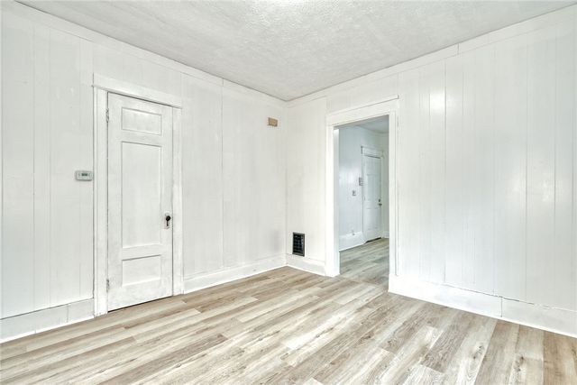 53 Hoeltzer Street, Rochester, NY 14605