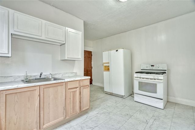 53 Hoeltzer Street, Rochester, NY 14605