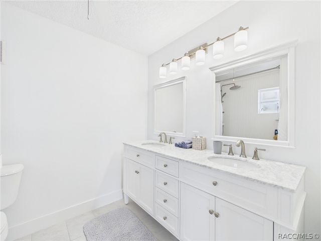3929 N Sagamon Point, Crystal River, FL 34428