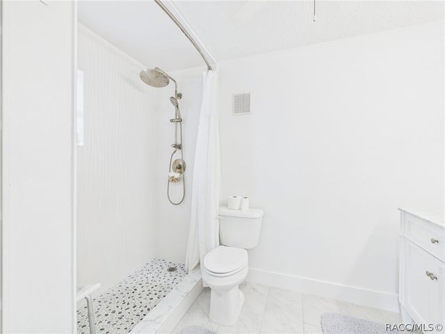 3929 N Sagamon Point, Crystal River, FL 34428