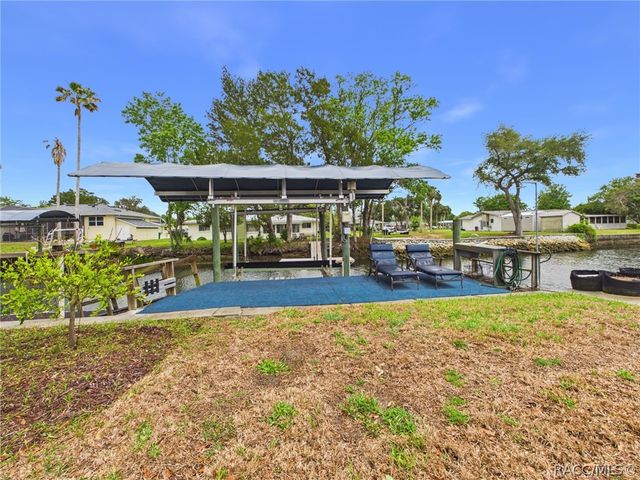 3929 N Sagamon Point, Crystal River, FL 34428