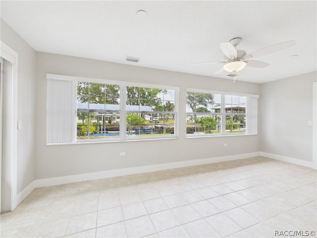 3929 N Sagamon Point, Crystal River, FL 34428