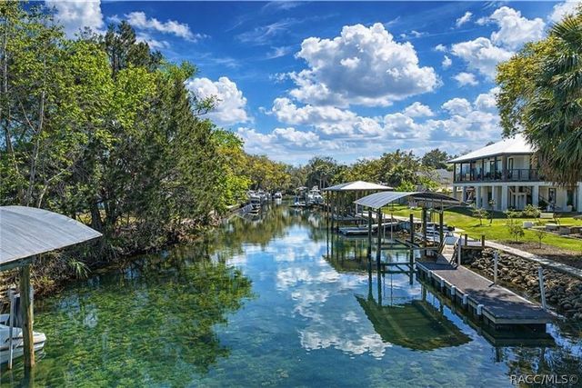 3929 N Sagamon Point, Crystal River, FL 34428