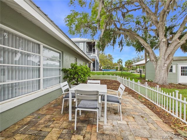 3929 N Sagamon Point, Crystal River, FL 34428