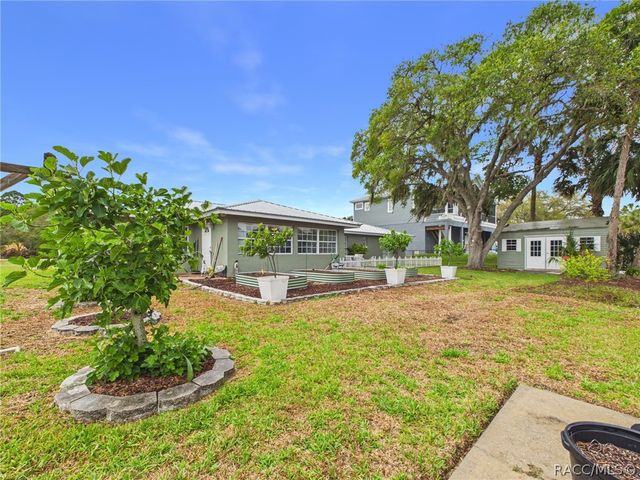 3929 N Sagamon Point, Crystal River, FL 34428