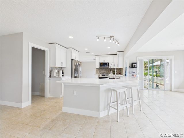 3929 N Sagamon Point, Crystal River, FL 34428