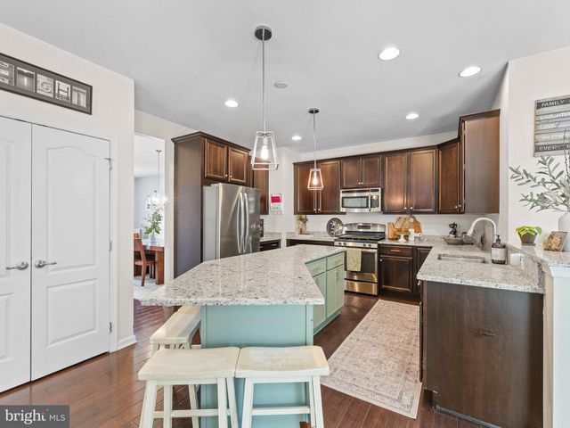 1217 KAREN ANN CT, West Deptford, NJ 08086