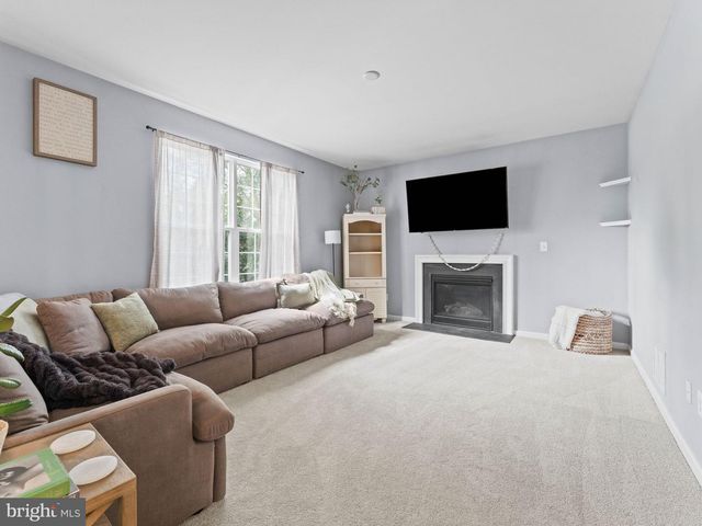 1217 KAREN ANN CT, West Deptford, NJ 08086