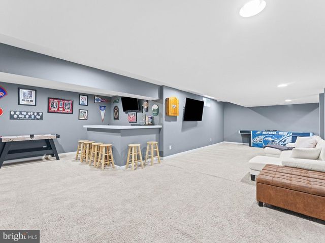 1217 KAREN ANN CT, West Deptford, NJ 08086