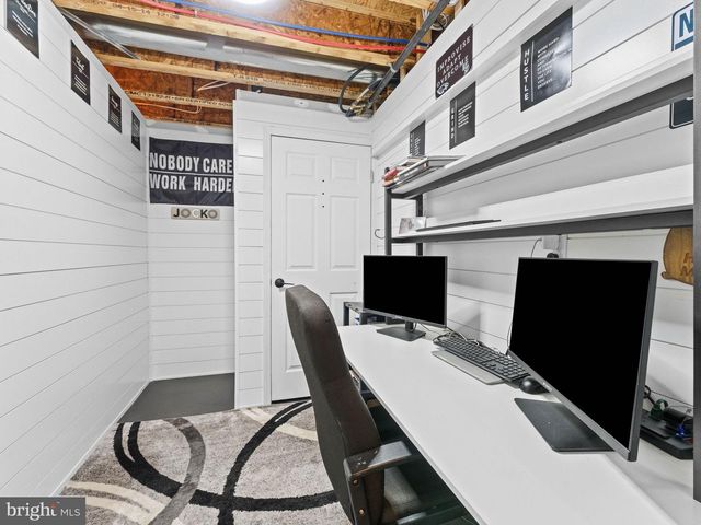 1217 KAREN ANN CT, West Deptford, NJ 08086