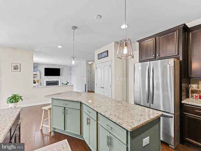 1217 KAREN ANN CT, West Deptford, NJ 08086