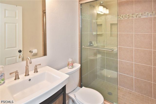 1773 Augusta DR, Fort Myers, FL 33907