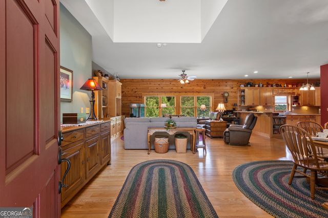 729 Huckleberry Way, Jasper, GA 30143