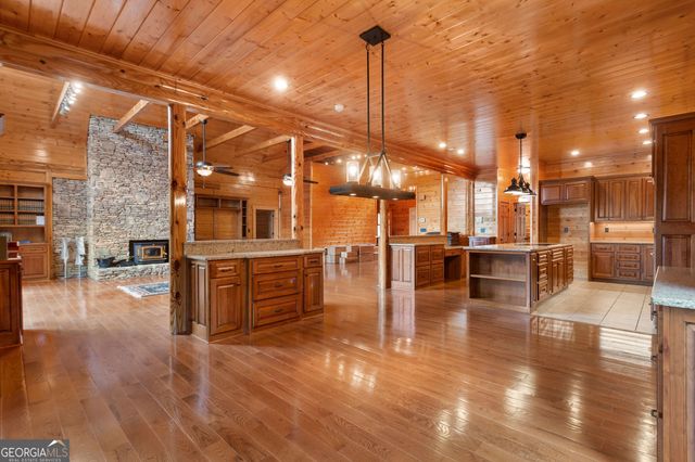 729 Huckleberry Way, Jasper, GA 30143