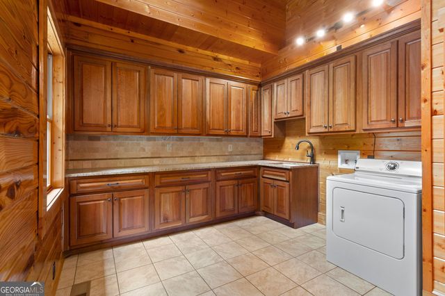 729 Huckleberry Way, Jasper, GA 30143