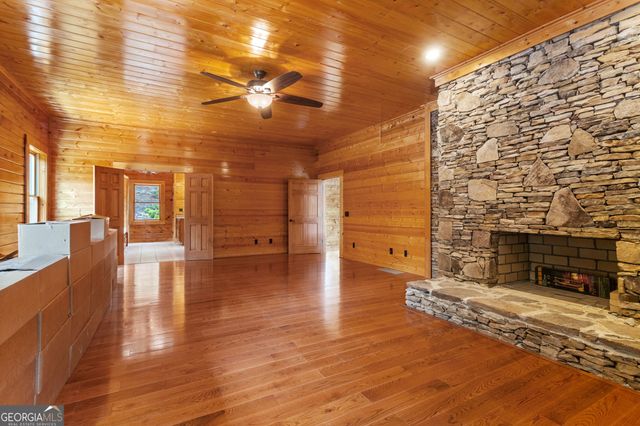 729 Huckleberry Way, Jasper, GA 30143