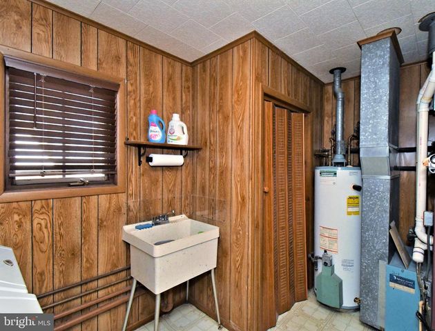 451 SILVER BROOK DR, Birdsboro, PA 19508