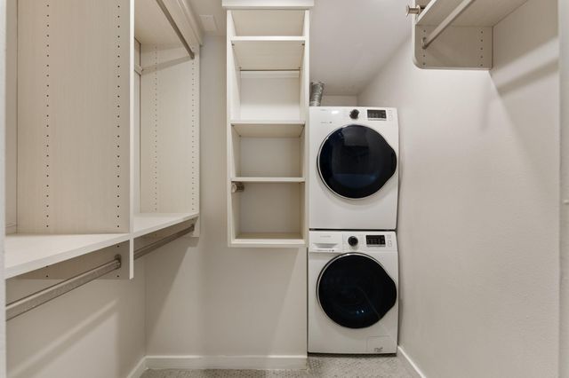 2200 Dickson DR 119, Austin, TX 78704