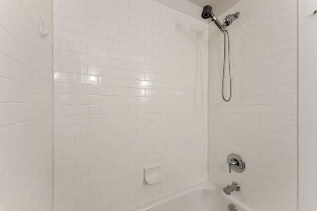 2200 Dickson DR 119, Austin, TX 78704