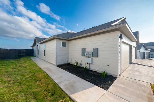 403 Cross Barn BLVD A, Buda, TX 78610