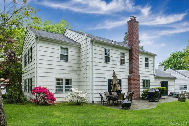 20 Springdale Road, Scarsdale, NY 10583